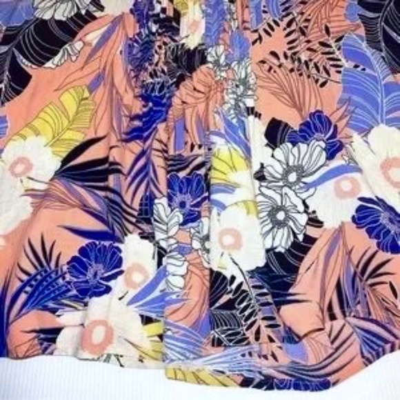 Sanctuary Tank Top, Palma Shell Evereve Floral Pintuck, Size: Small *LIKE NEW🩷* - Picture 9 of 11